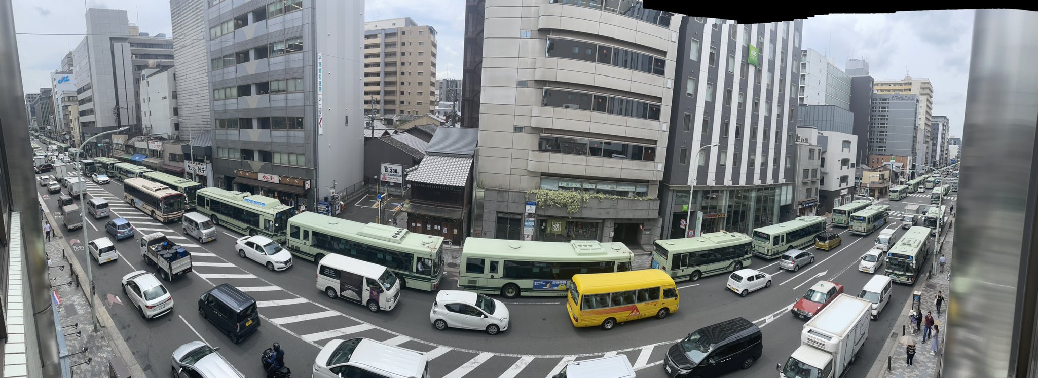 京都堀川事故渋滞