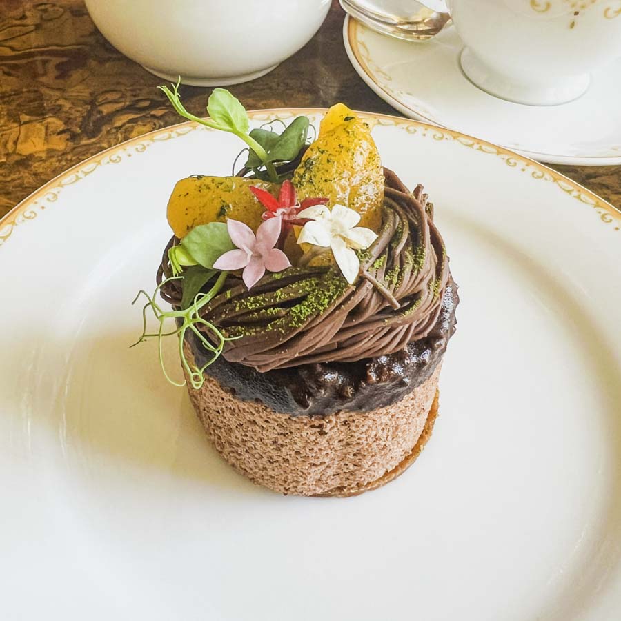 キャラメルとアプリコットのロールケーキ　外観