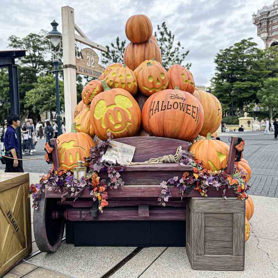 ディズニーシーハロウィン2025 アメフロかぼちゃ　ミッキーサイド