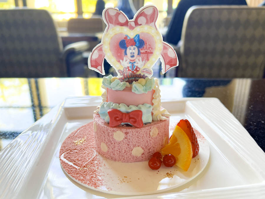 ハイピリオンラウンジ　ミニパル　チェリーとチーズのケーキ