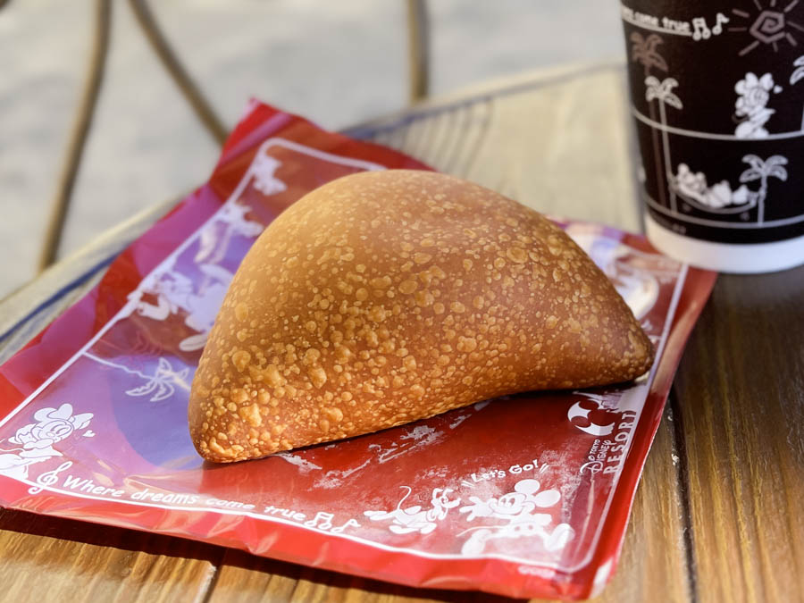 ビーフチーズカリーナン　アップ