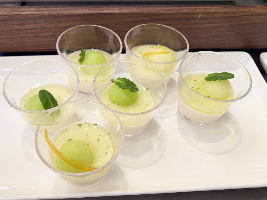 メロンブランマンジェ