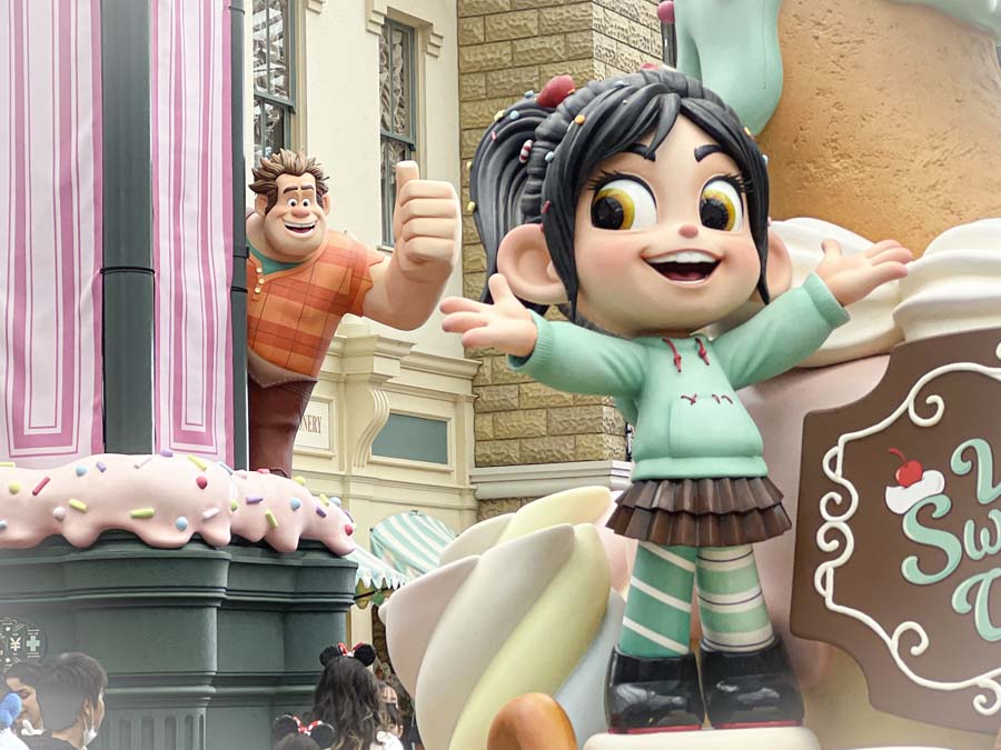 ヴァネパル2026　モニュメント（ワールドバザール中央ラルフ拡大）