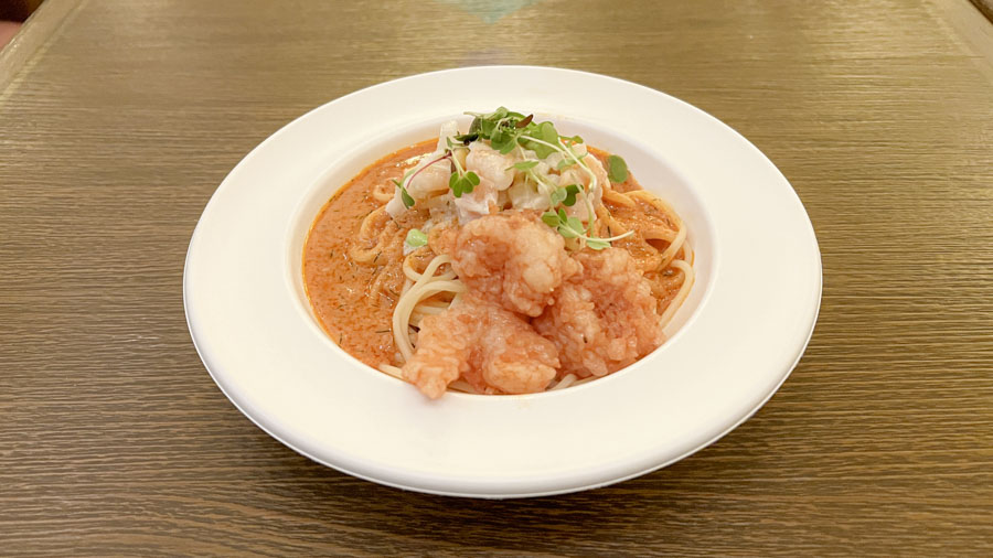 冷製パスタ、海老とサーモンのトマト豆乳ソース　単品写真②
