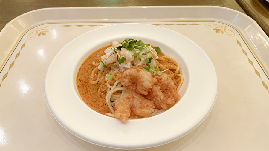 冷製パスタ、海老とサーモンのトマト豆乳ソース　単品写真