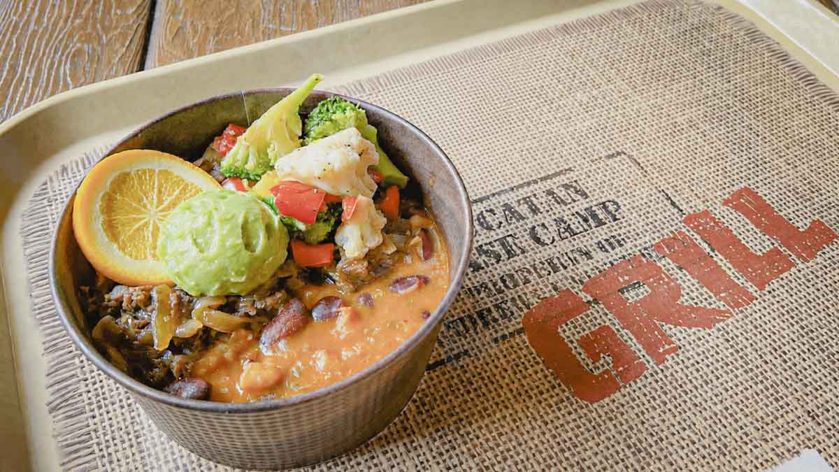 スパイシービーフとシーフードサルサのユカタンライスボウル　アイキャッチ写真