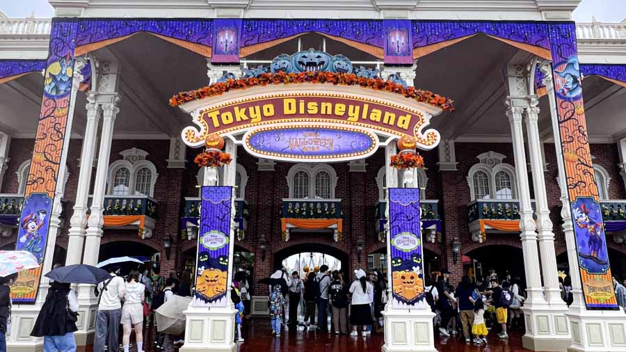 ディズニー・ハロウィーン　垂れ幕